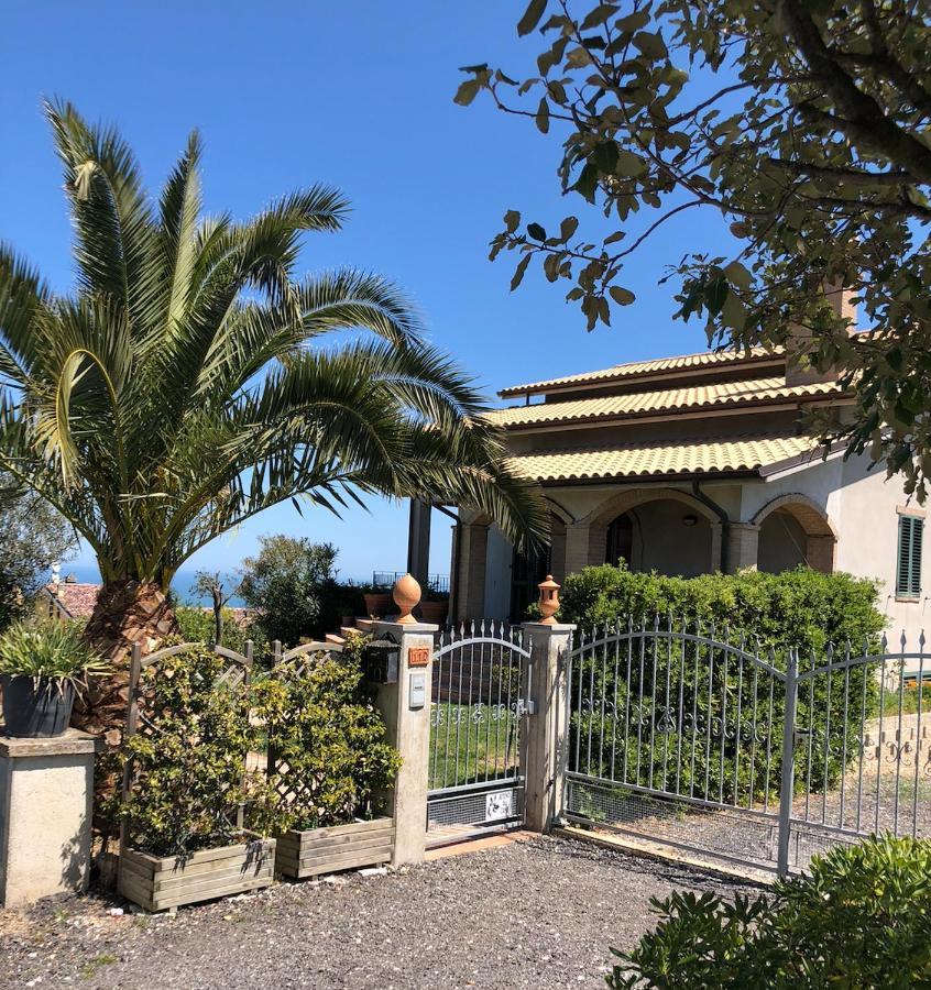 B&B La Palma San Costanzo Exterior photo